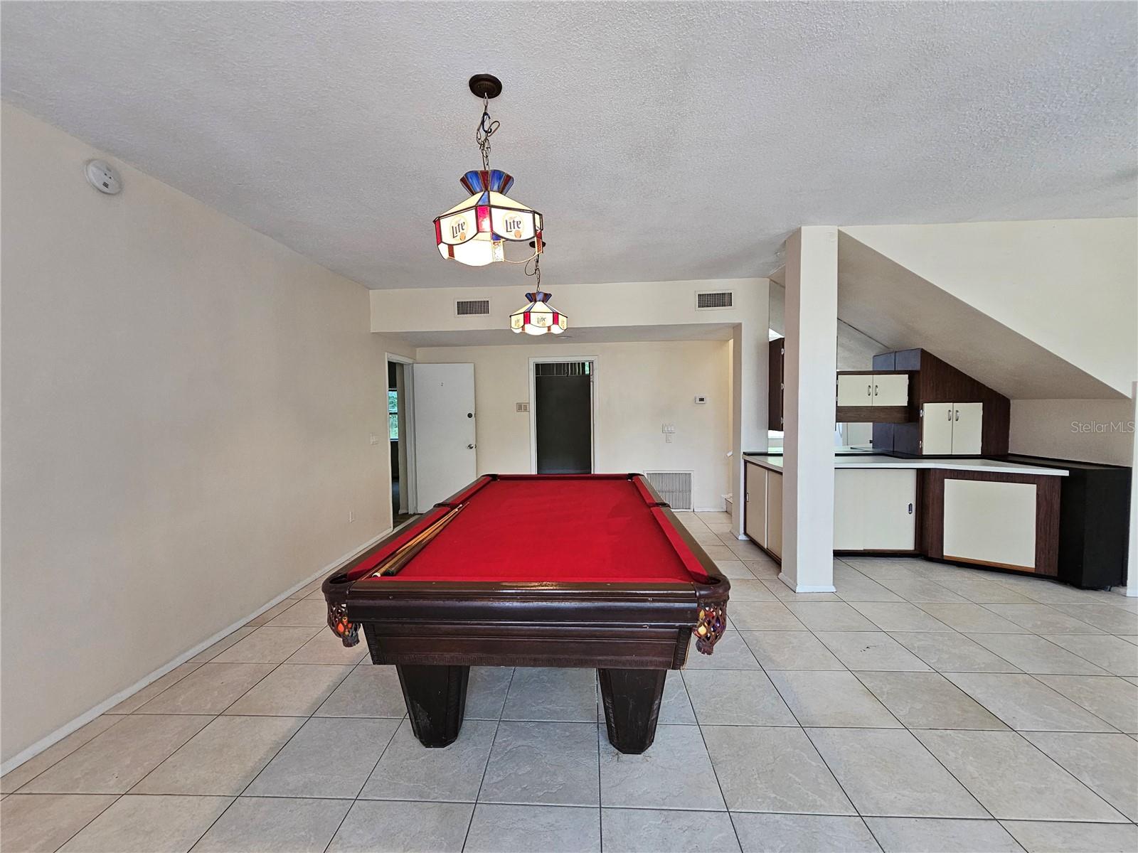 BLACK ARCES - Residential Lease