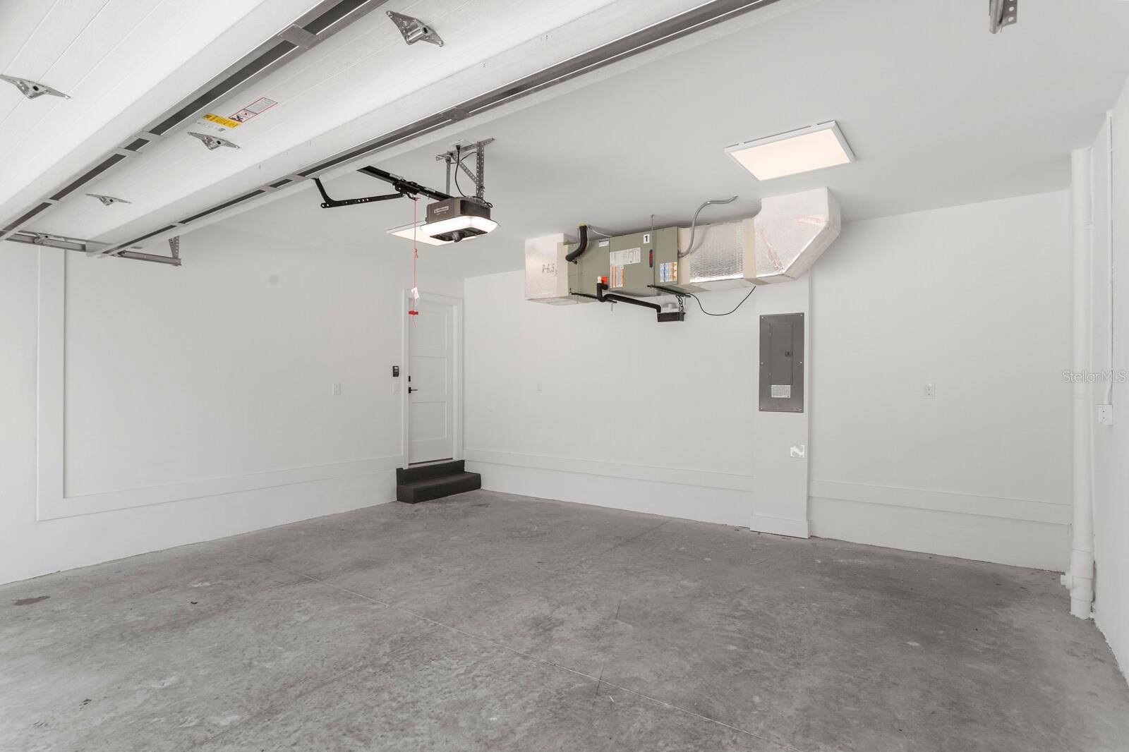 BAYSHORE RESIDENCES AND TOWNHOMES - Residential