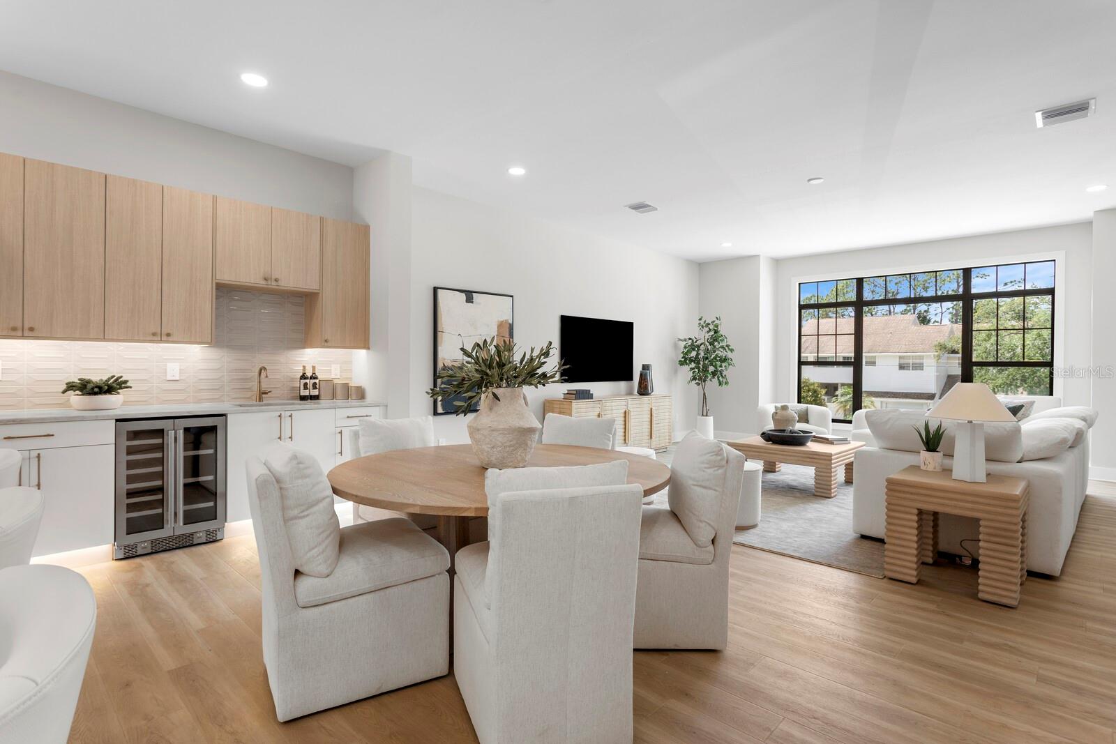 BAYSHORE RESIDENCES AND TOWNHOMES - Residential