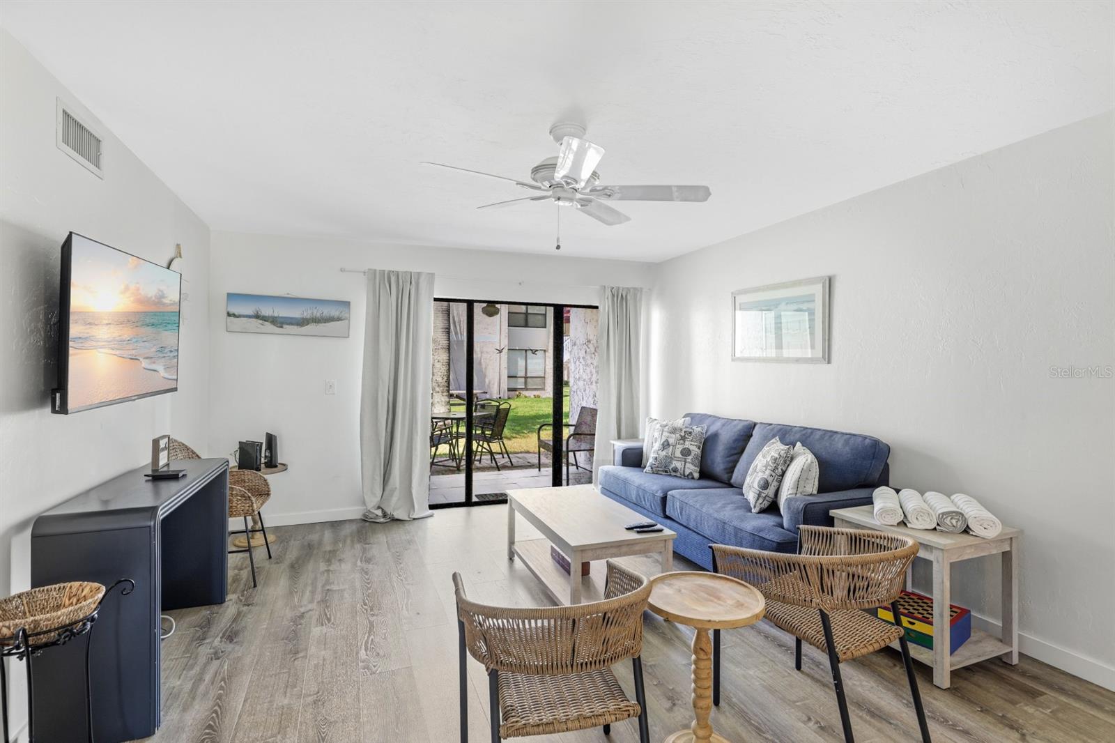 RUNAWAY BAY - Residential