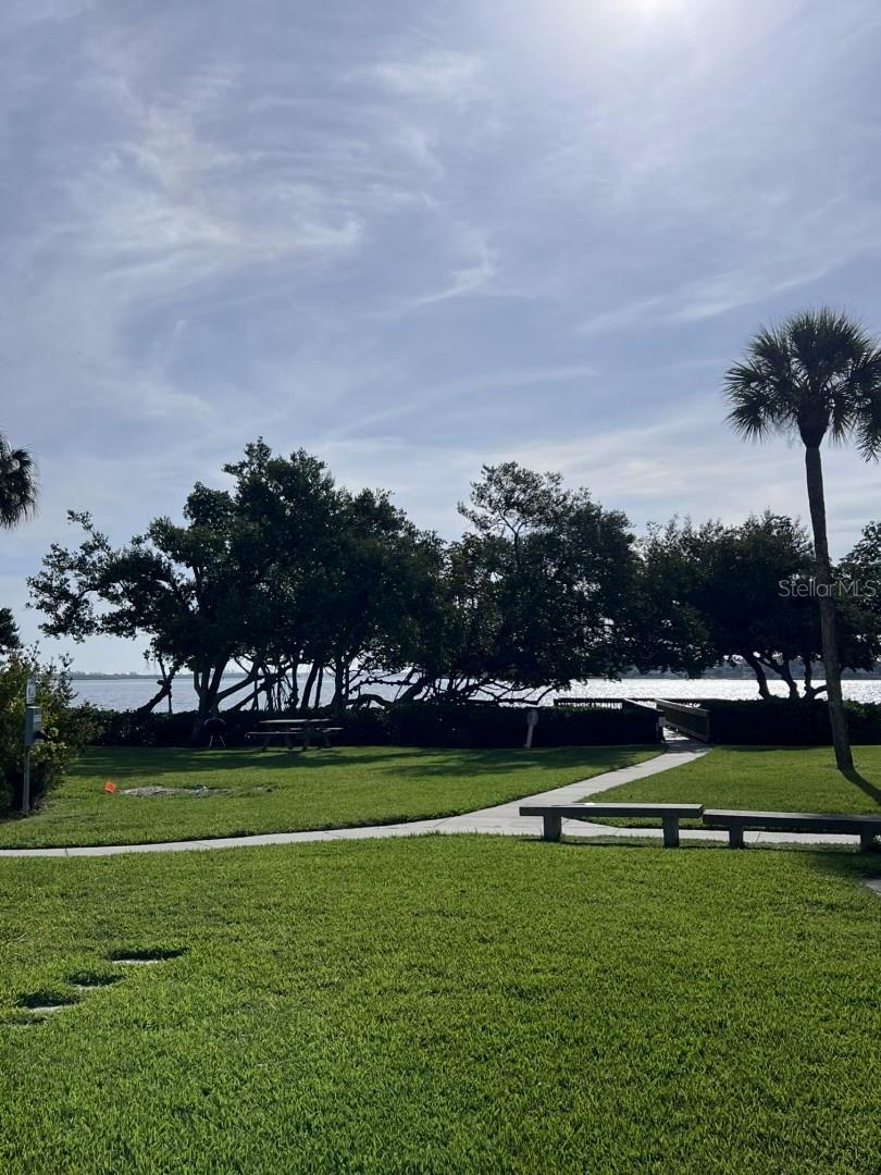 RUNAWAY BAY - Residential