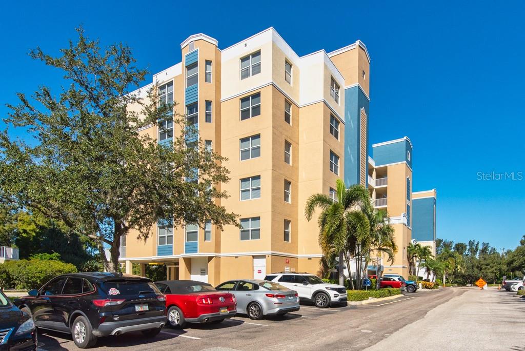 GOLF LAKE CONDO 2 AT EAST BAY - Residential