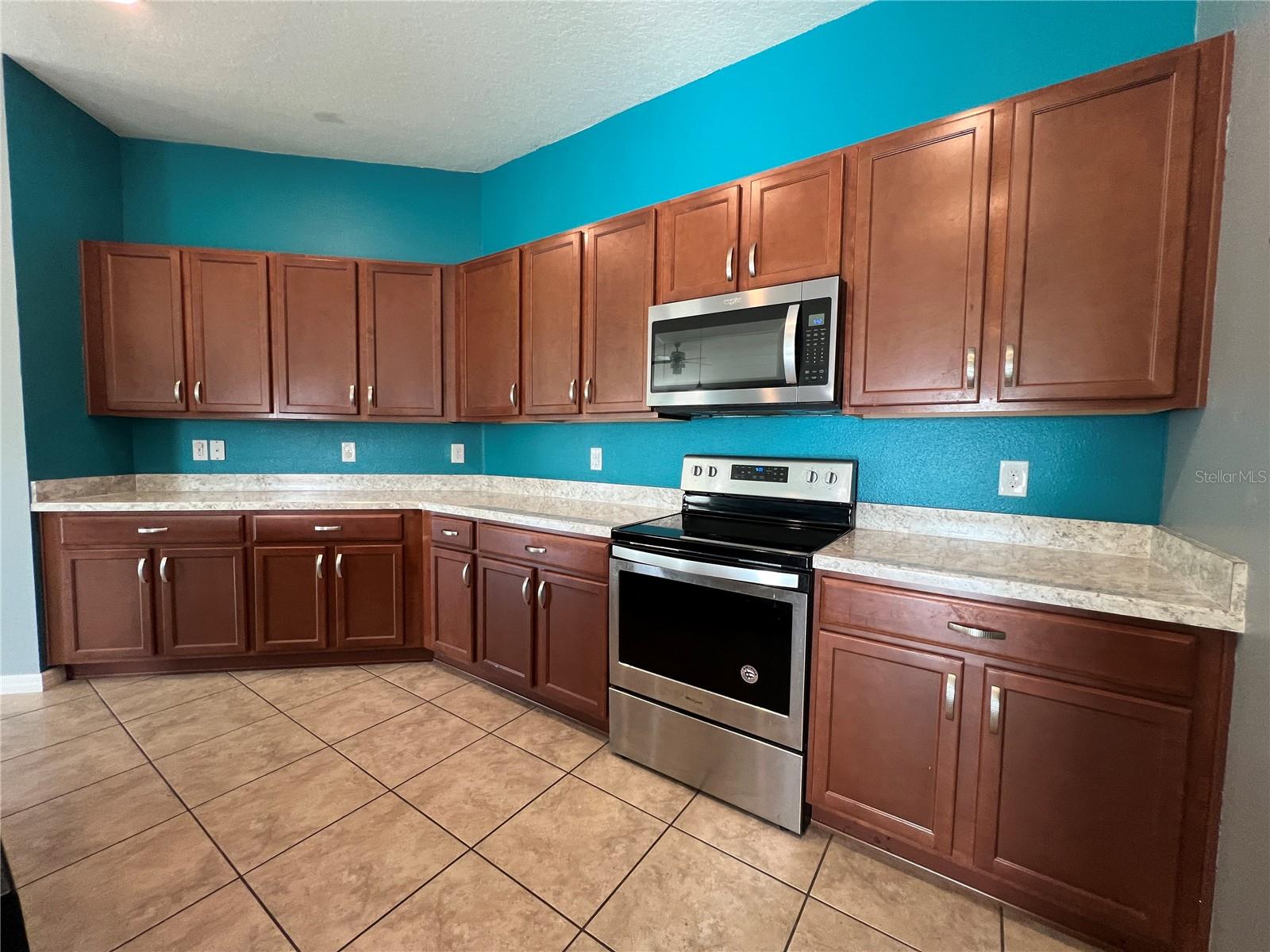 4751 S MAPLEWILD LANE