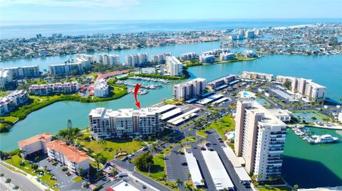 Photo of 7400 Sun Island Drive S #610, South Pasadena, FL 33707 (MLS # TB8444532)