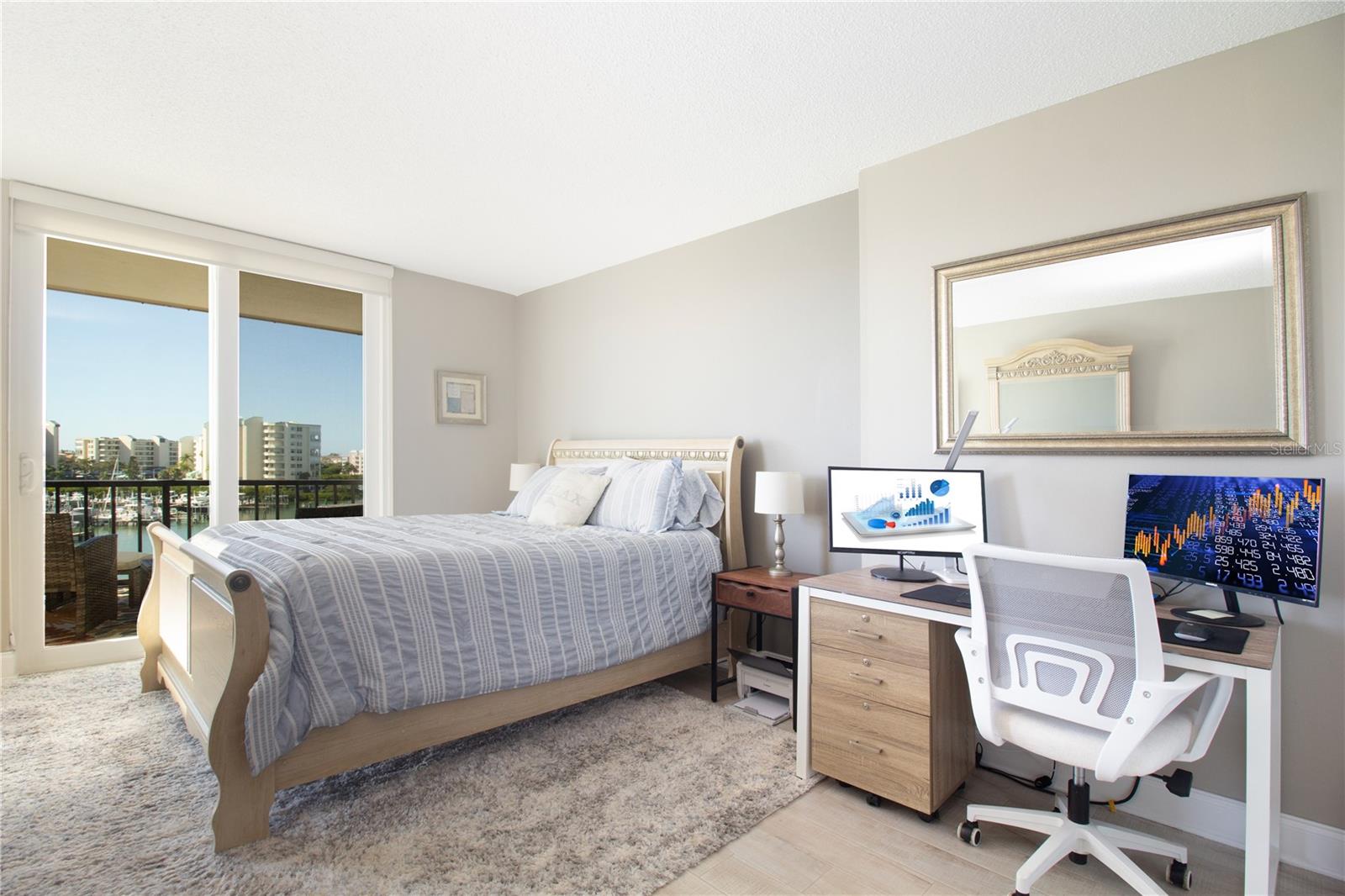 BAY ISLAND GROUP 1 - Residential