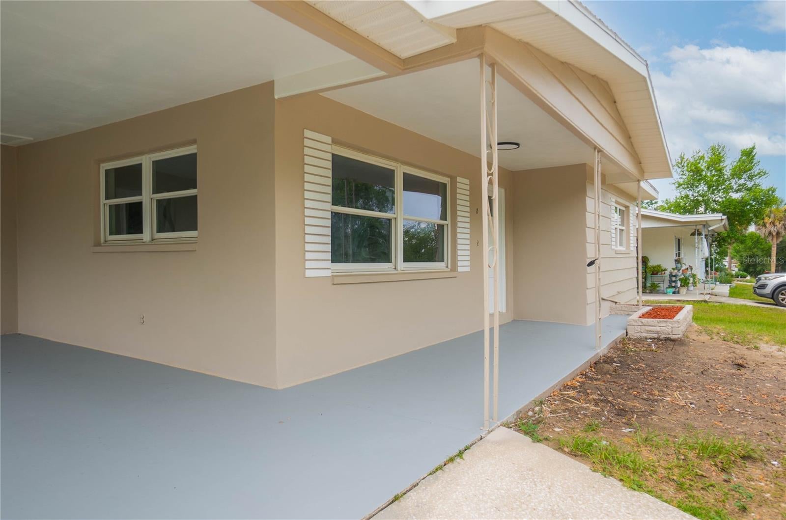 8 S OSCEOLA STREET