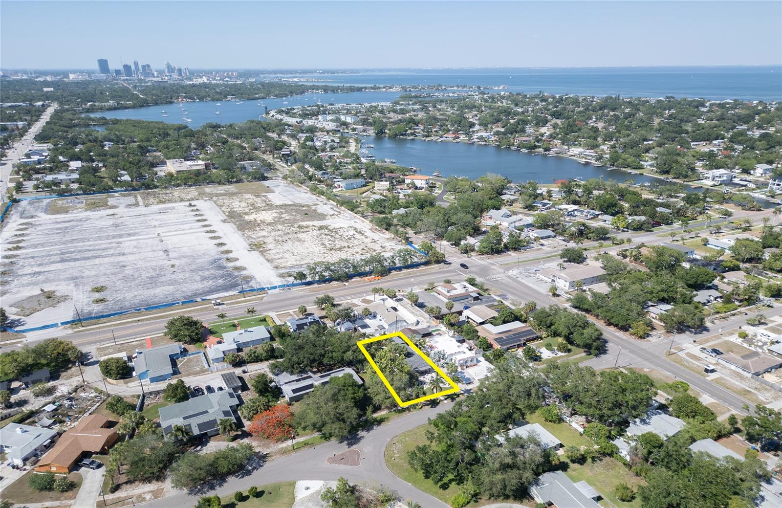 BAYOU BONITA SEC D - Residential