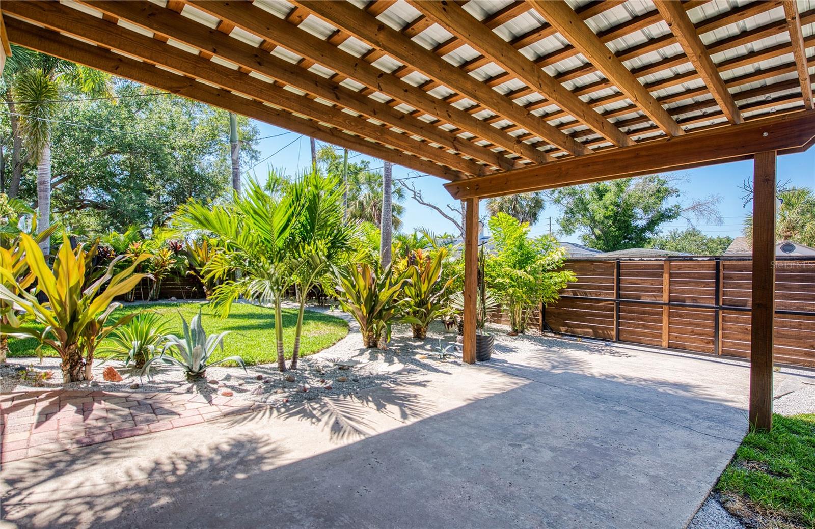 BAYOU BONITA SEC D - Residential