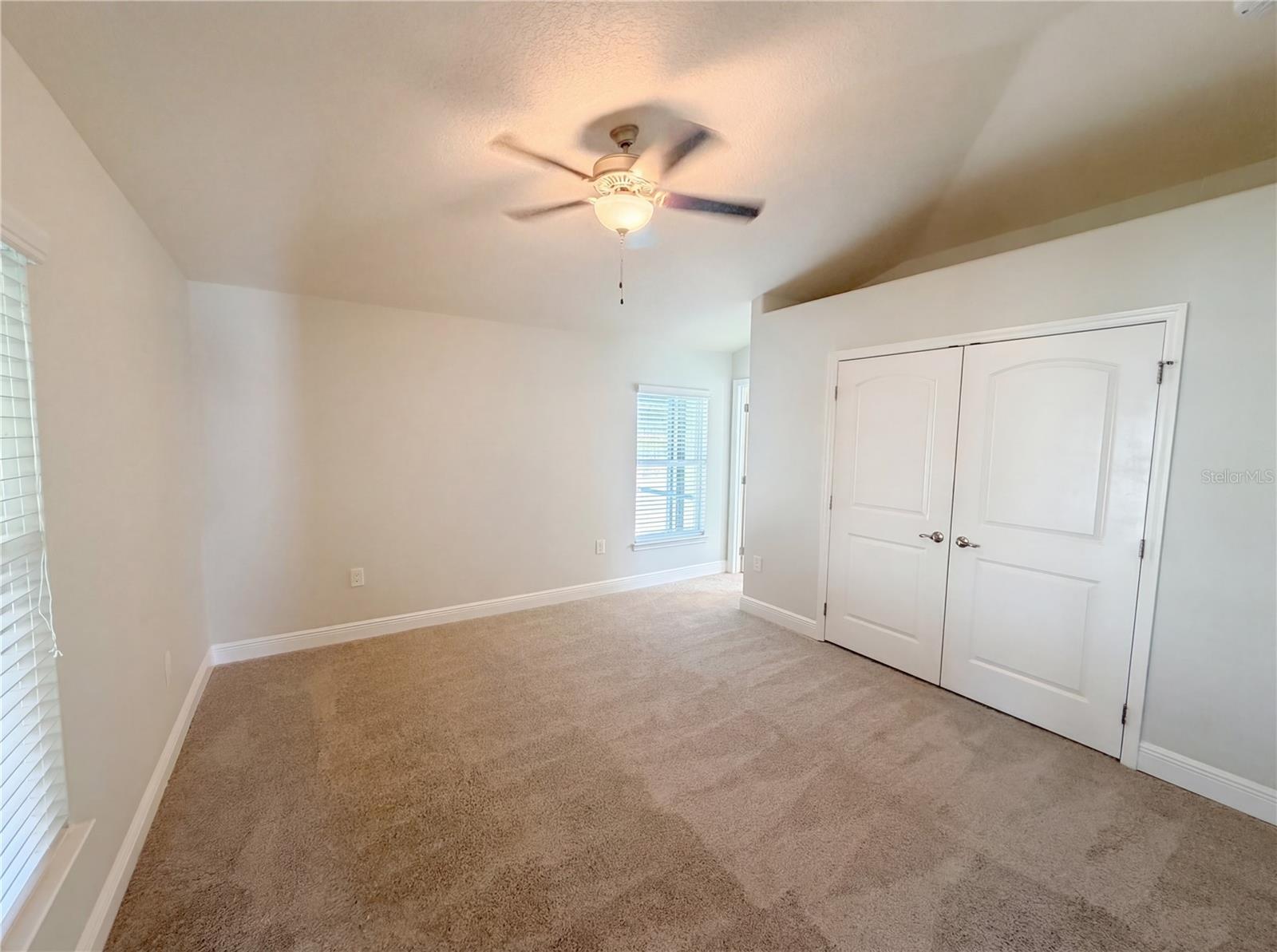 SUMMER CHASE - Residential