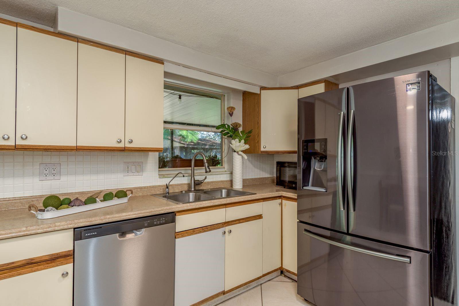 FOREST HILLS - Residential Lease