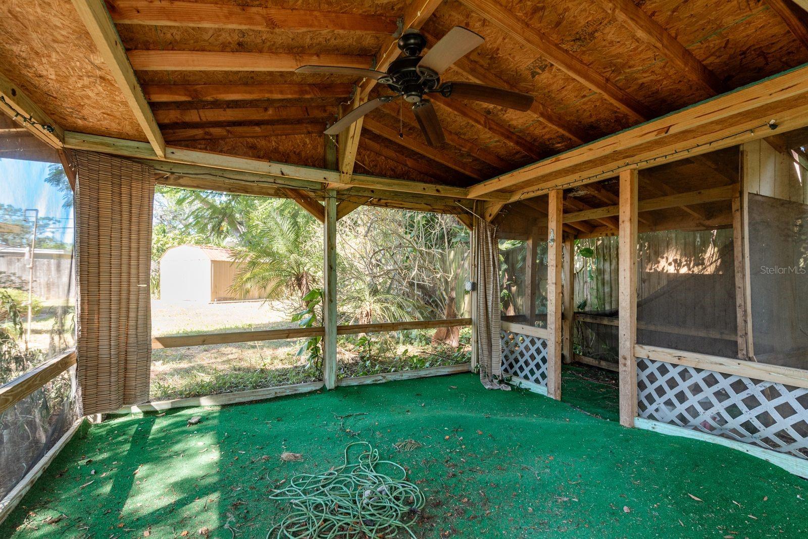 FOREST HILLS - Residential Lease