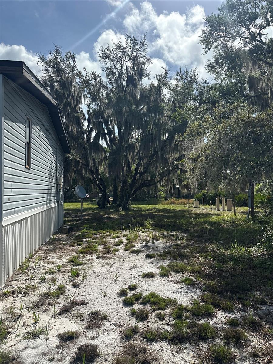 LAKE WALES ESTATE - Residential