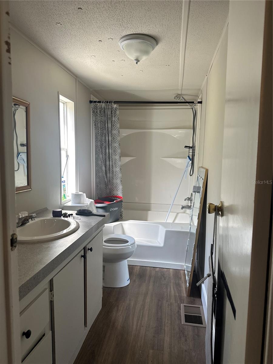 LAKE WALES ESTATE - Residential