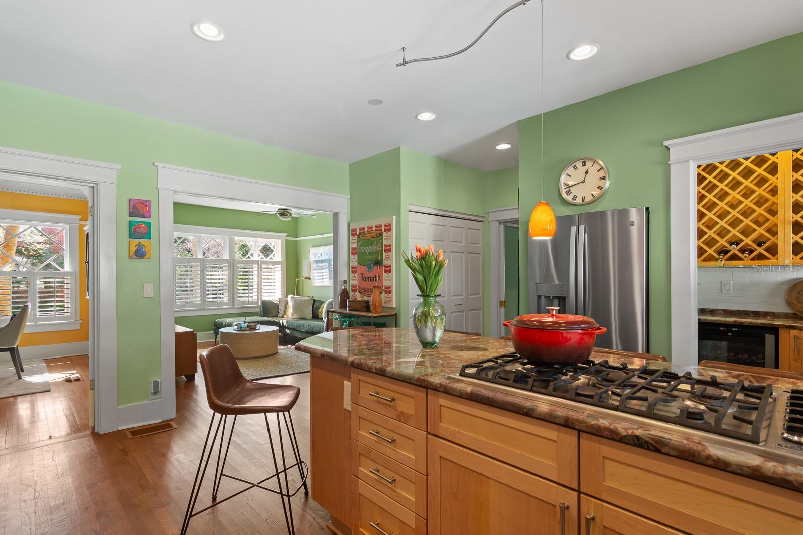 HYDE PARK WEST - Residential