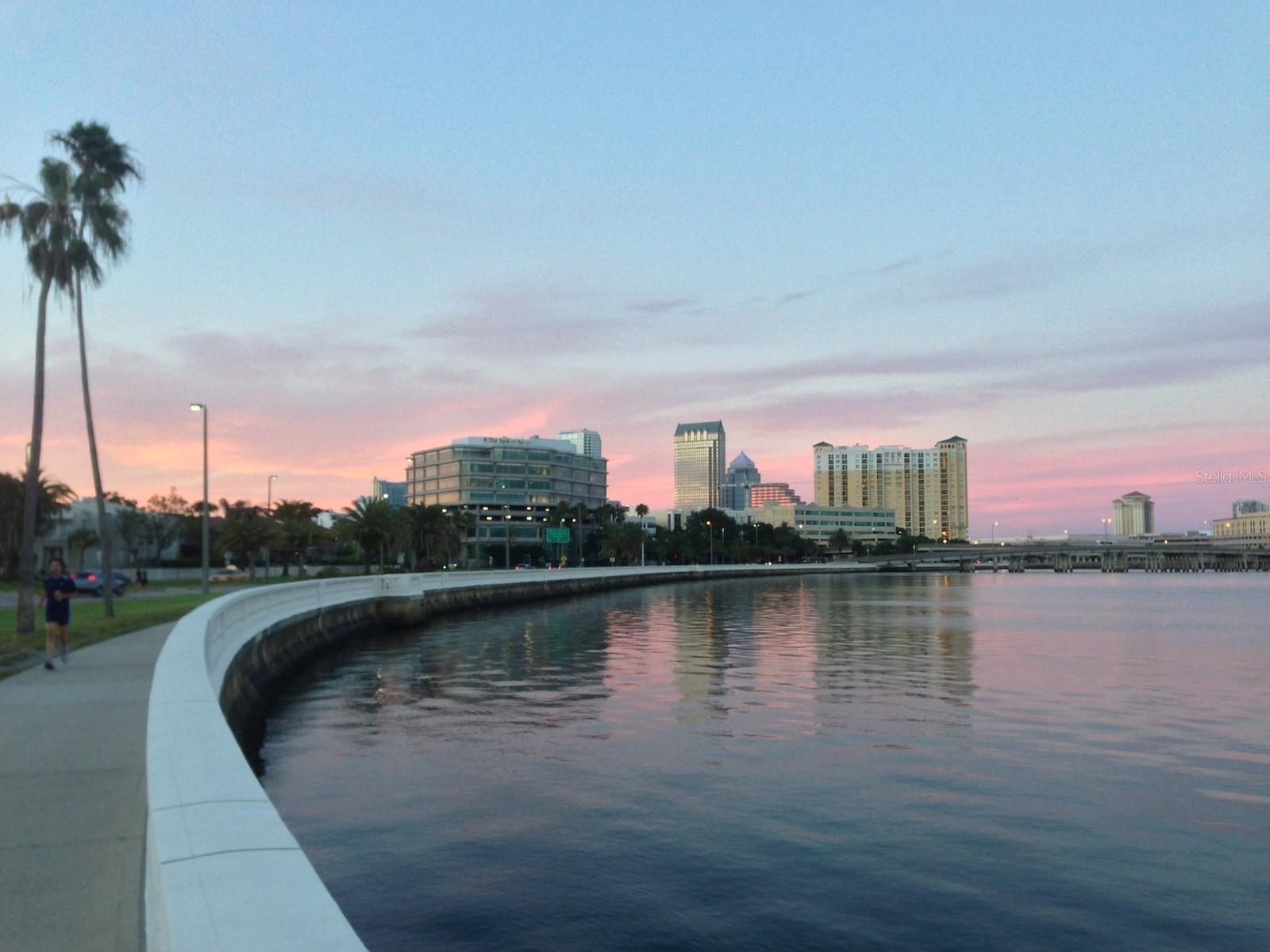 HYDE PARK WEST - Residential