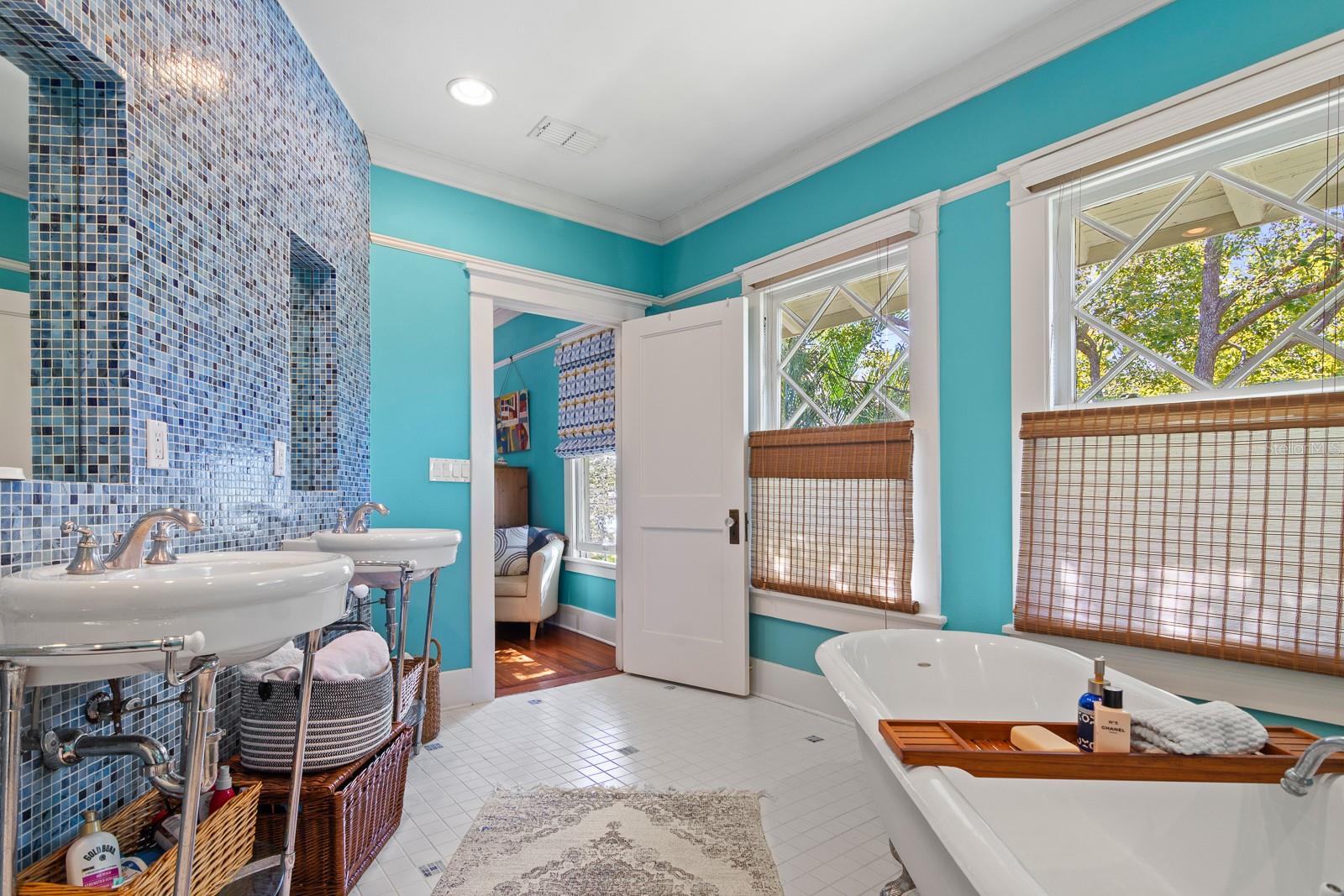 HYDE PARK WEST - Residential