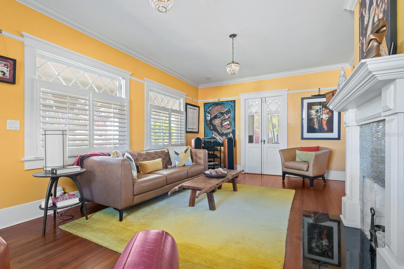 1027 S DAKOTA AVENUE