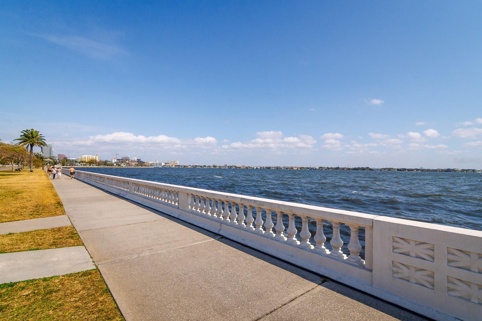 HYDE PARK WEST - Residential