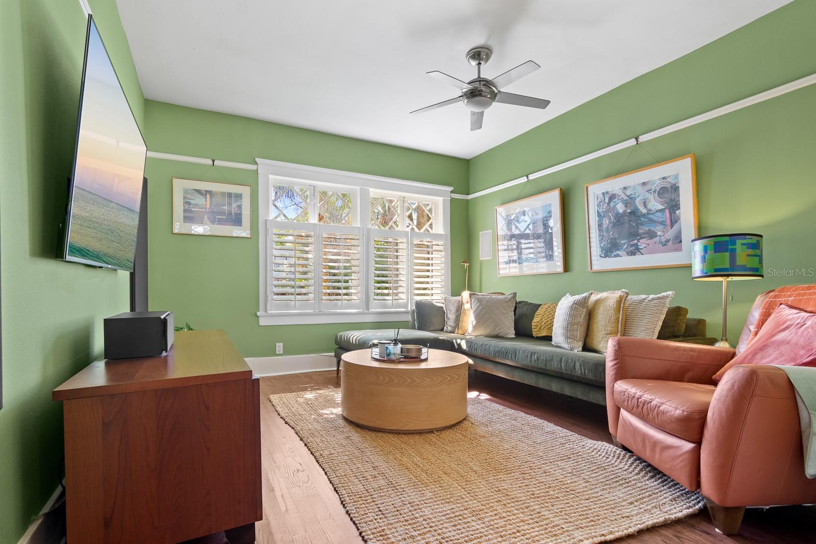 HYDE PARK WEST - Residential