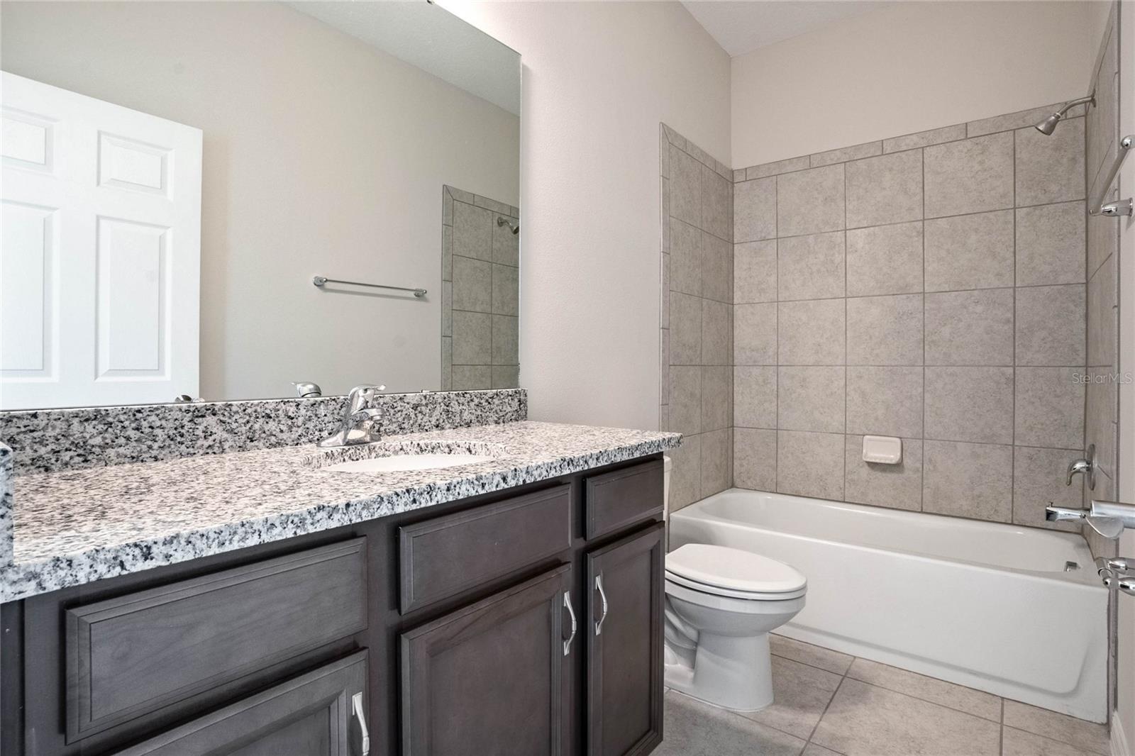 AVALON PARK TAVARES - Residential