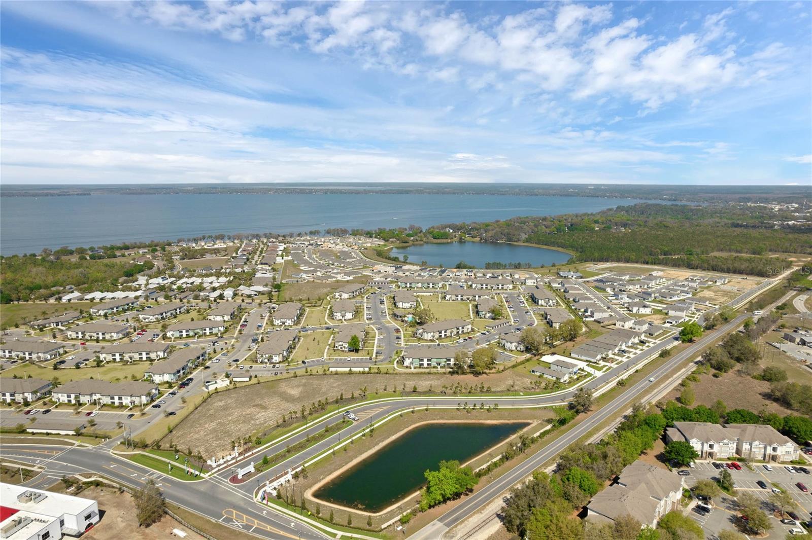 AVALON PARK TAVARES - Residential