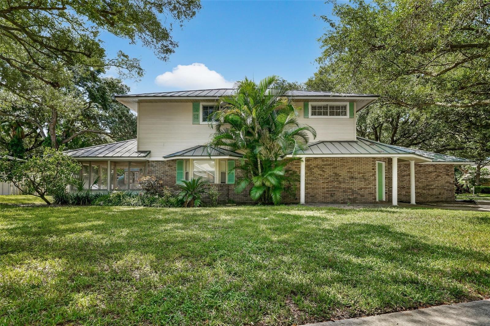 6812 ARBOR OAKS DRIVE
