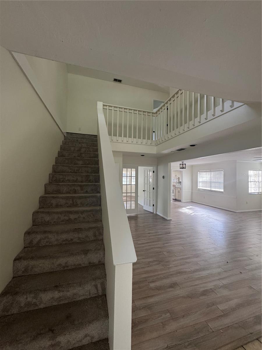 6812 ARBOR OAKS DRIVE