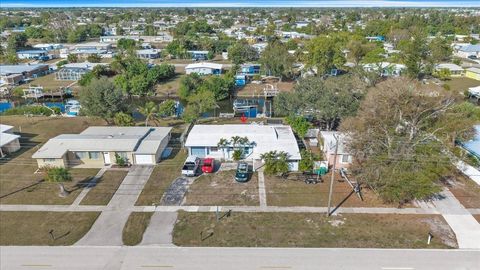 4015 CONWAY BOULEVARD PORT CHARLOTTE FL 33952