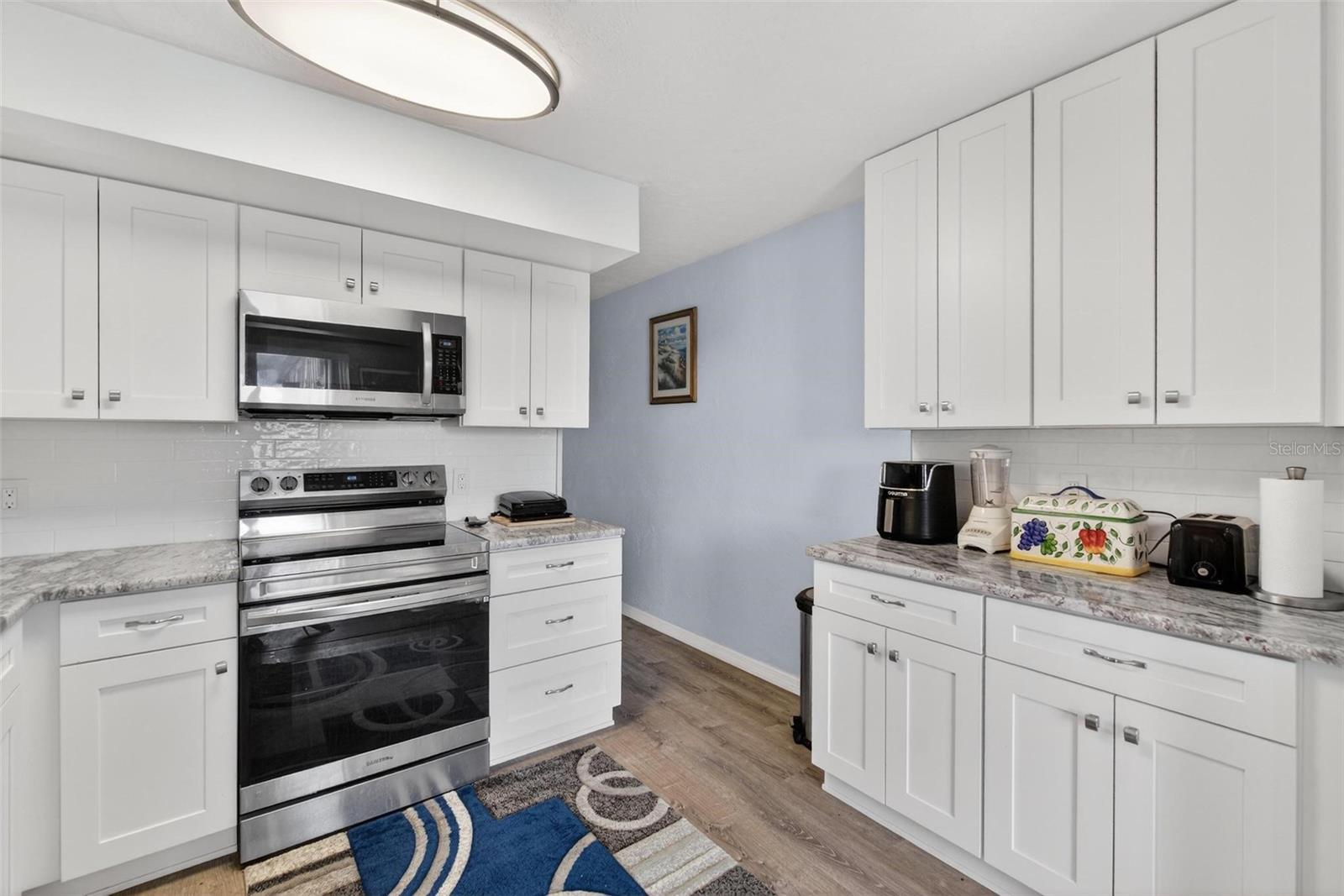 ON TOP OF THE WORLD - Residential