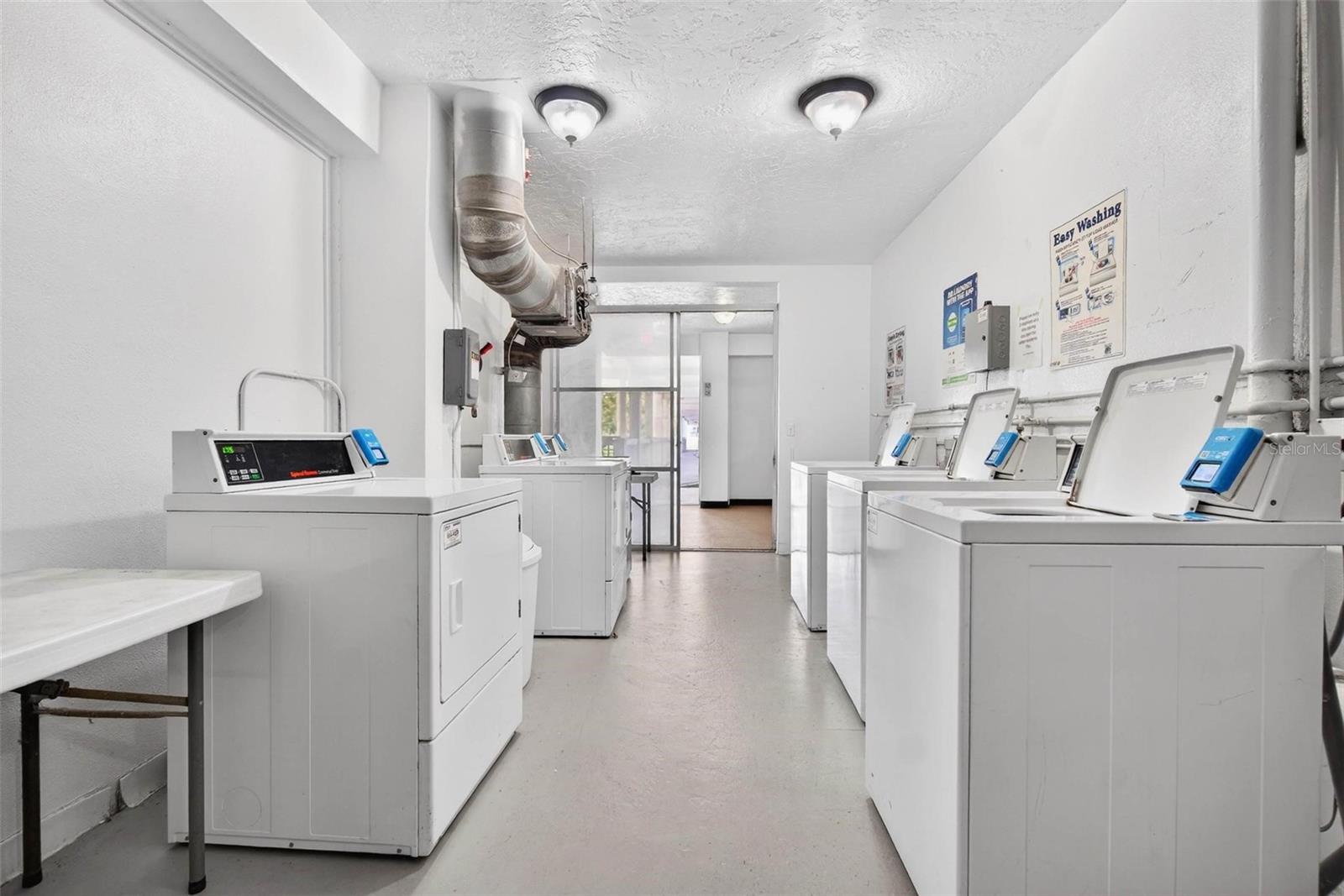 ON TOP OF THE WORLD - Residential