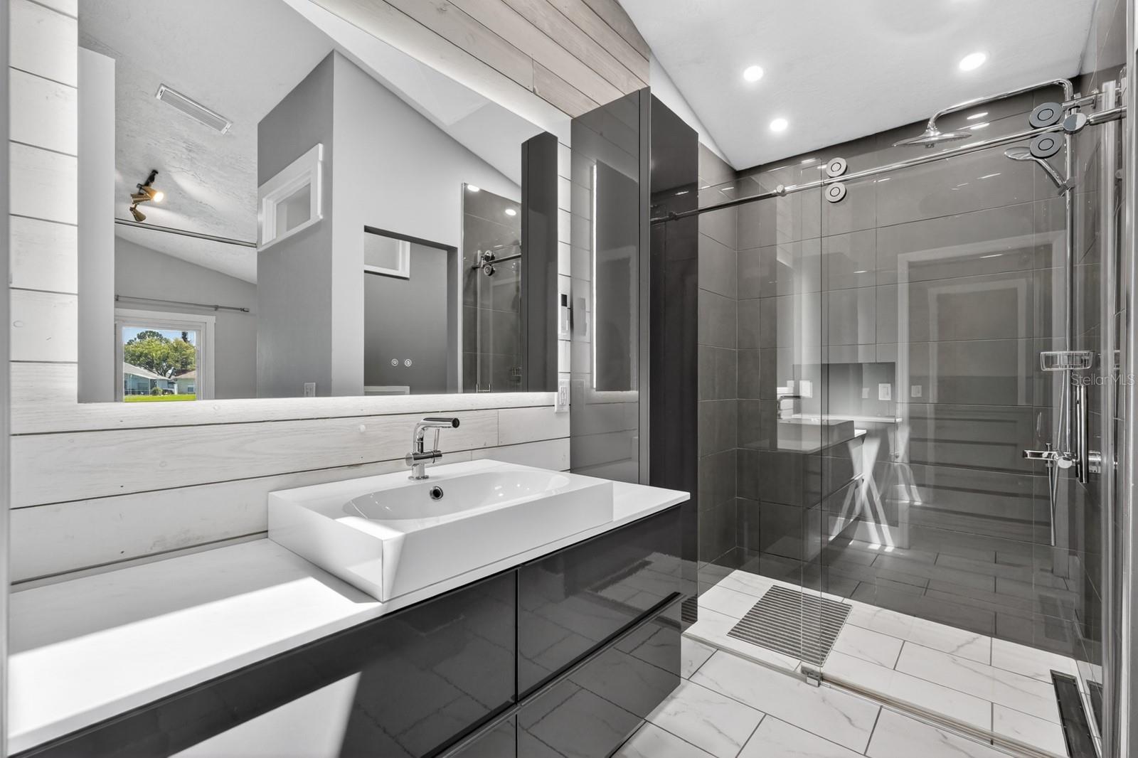 SPRUCE CREEK UNIT 03B SEC 01 - Residential