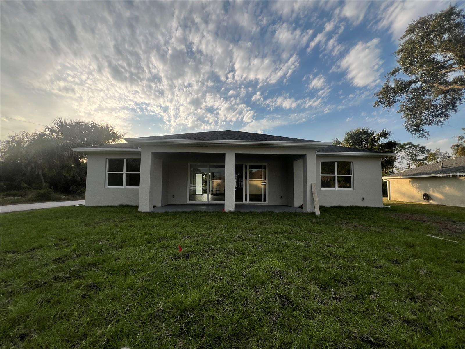 PORT CHARLOTTE SUB 32 - Residential Lease