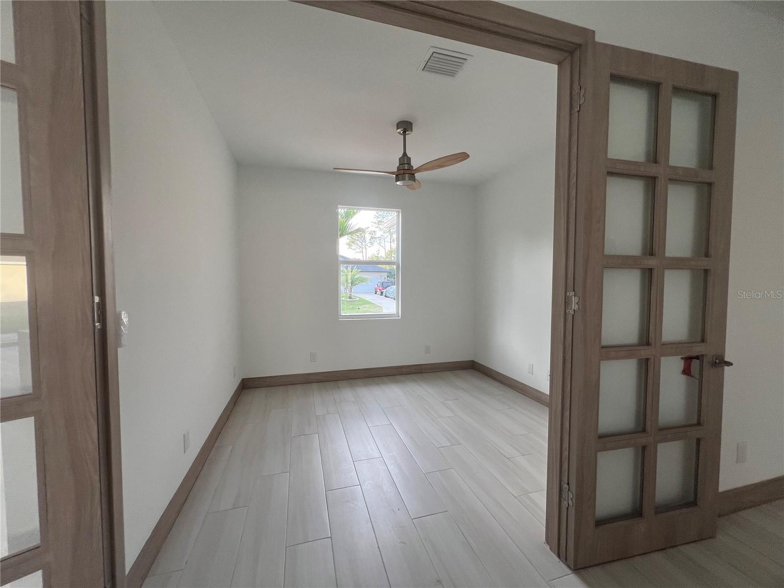 PORT CHARLOTTE SUB 32 - Residential Lease