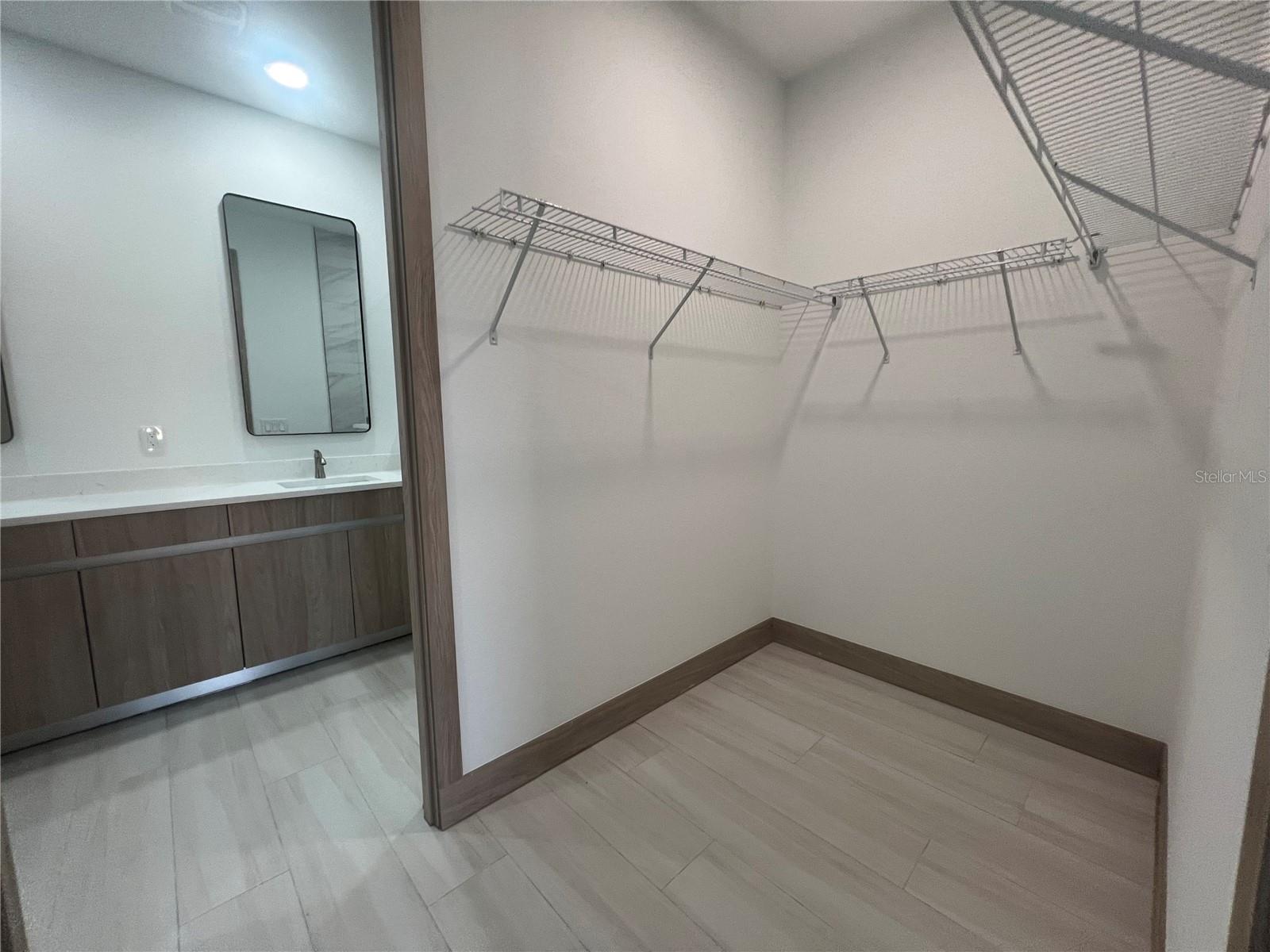 PORT CHARLOTTE SUB 32 - Residential Lease