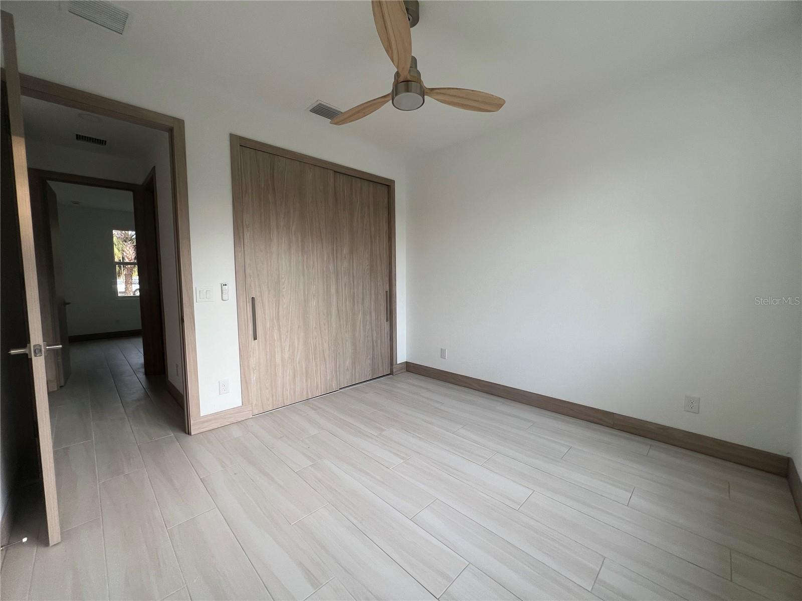 PORT CHARLOTTE SUB 32 - Residential Lease
