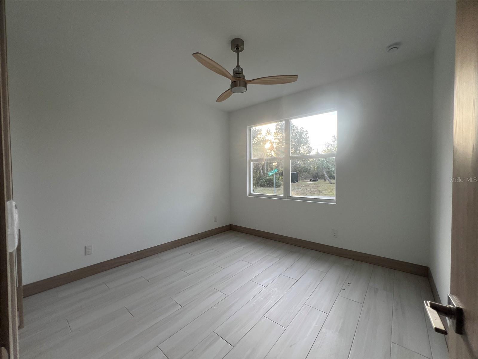 PORT CHARLOTTE SUB 32 - Residential Lease