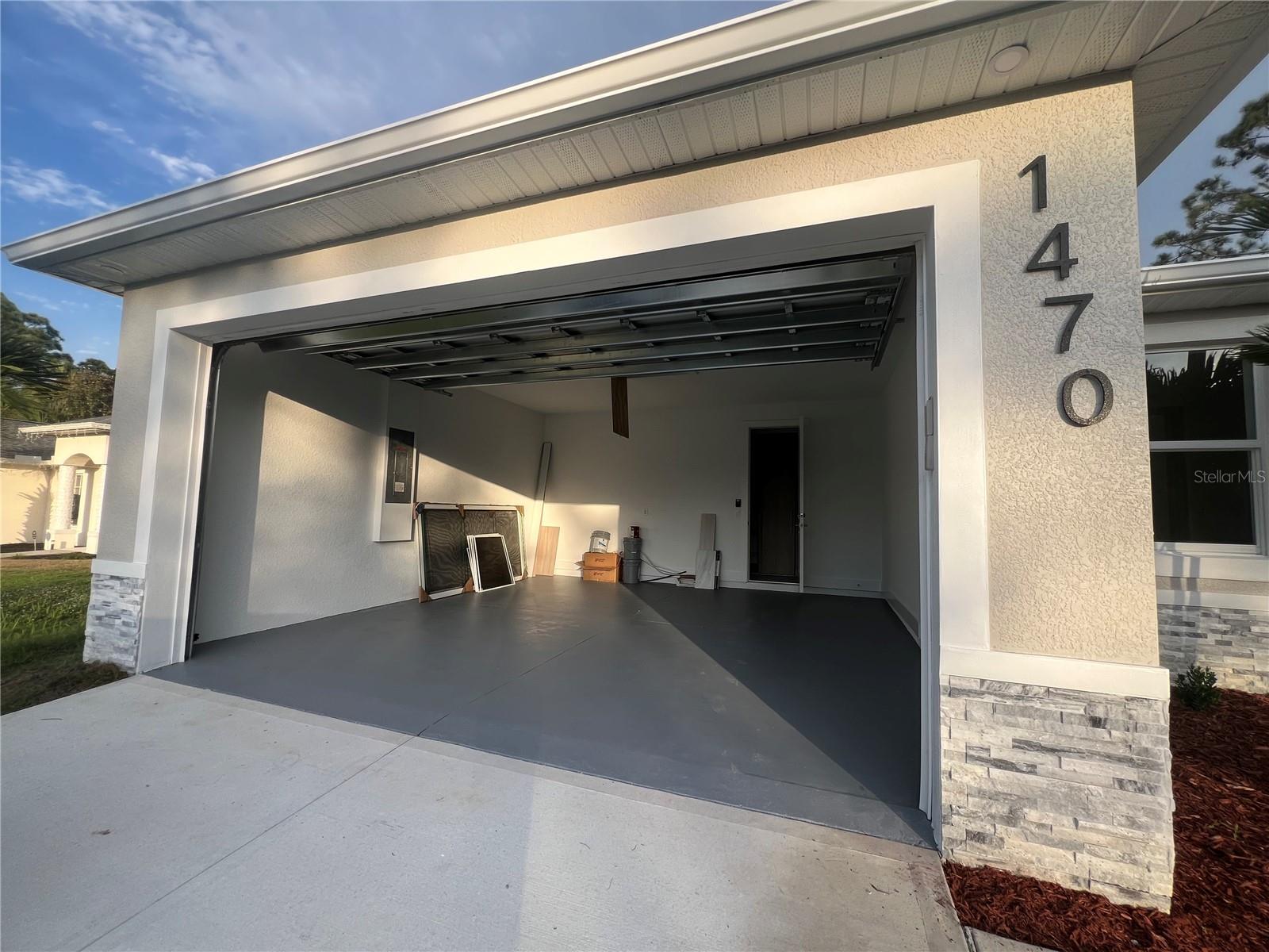 PORT CHARLOTTE SUB 32 - Residential Lease