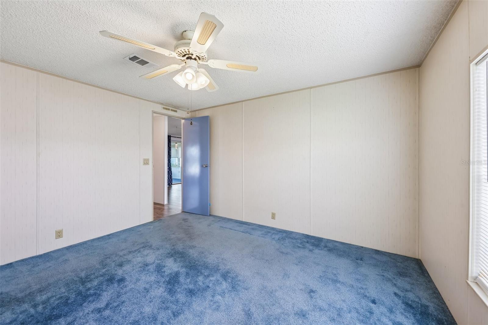 TAVARES FOX RUN MOBILE HOME - Residential