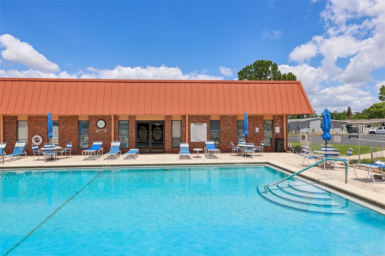 TAVARES FOX RUN MOBILE HOME - Residential