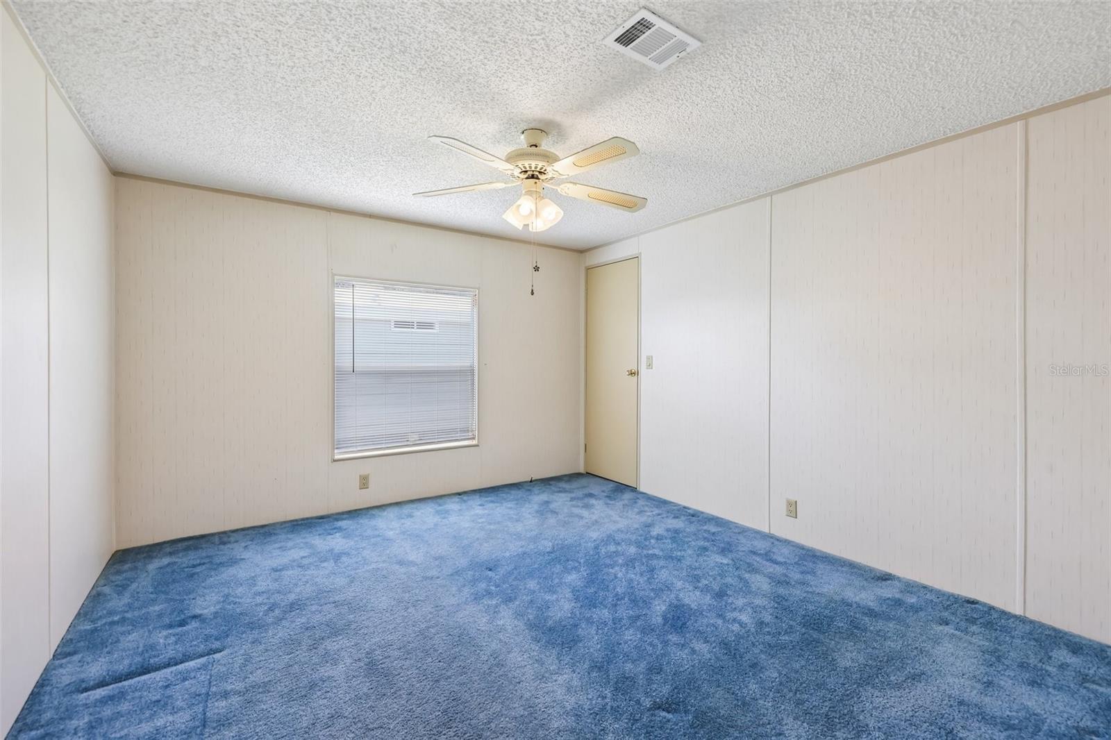 TAVARES FOX RUN MOBILE HOME - Residential
