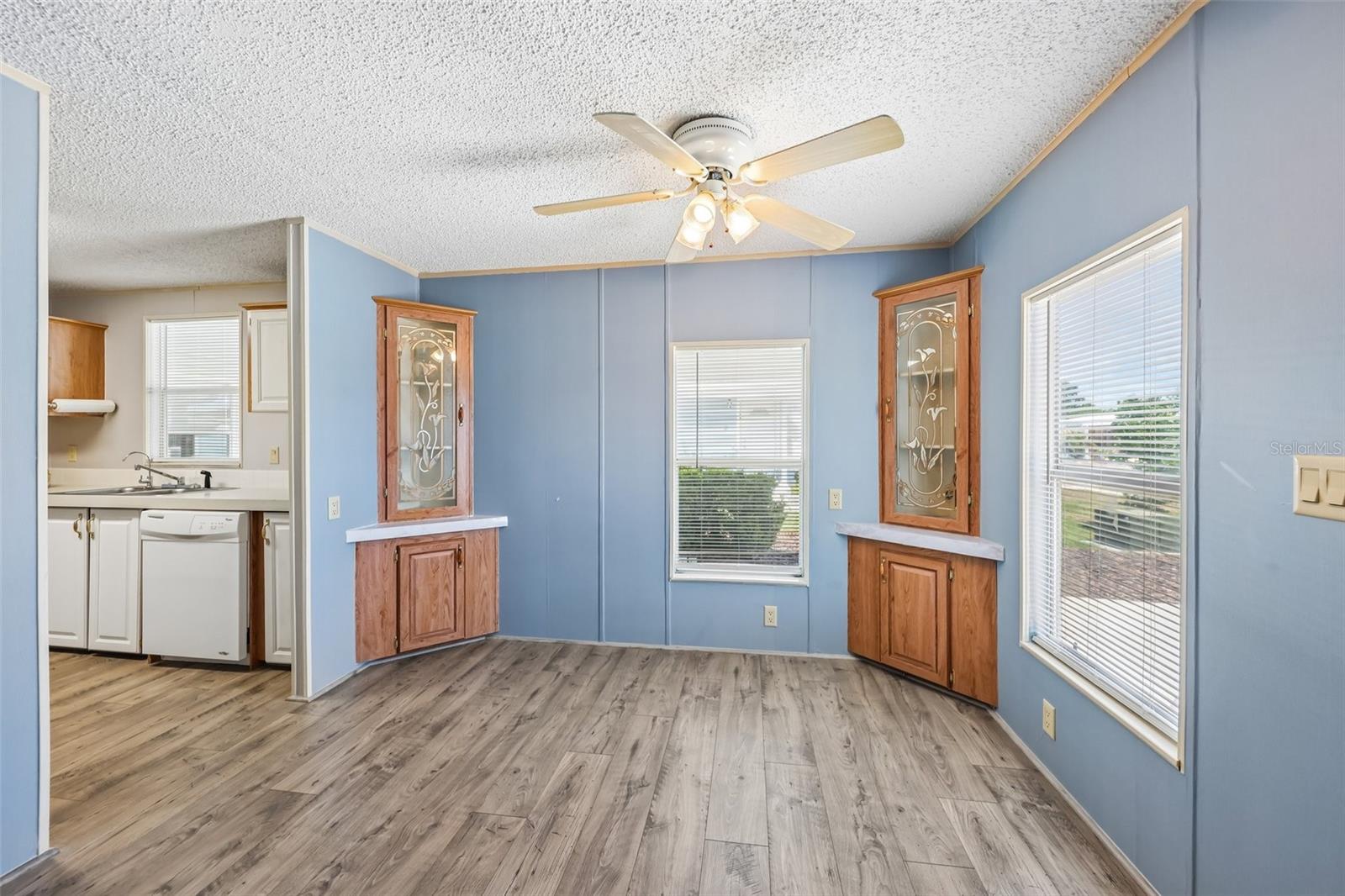 TAVARES FOX RUN MOBILE HOME - Residential