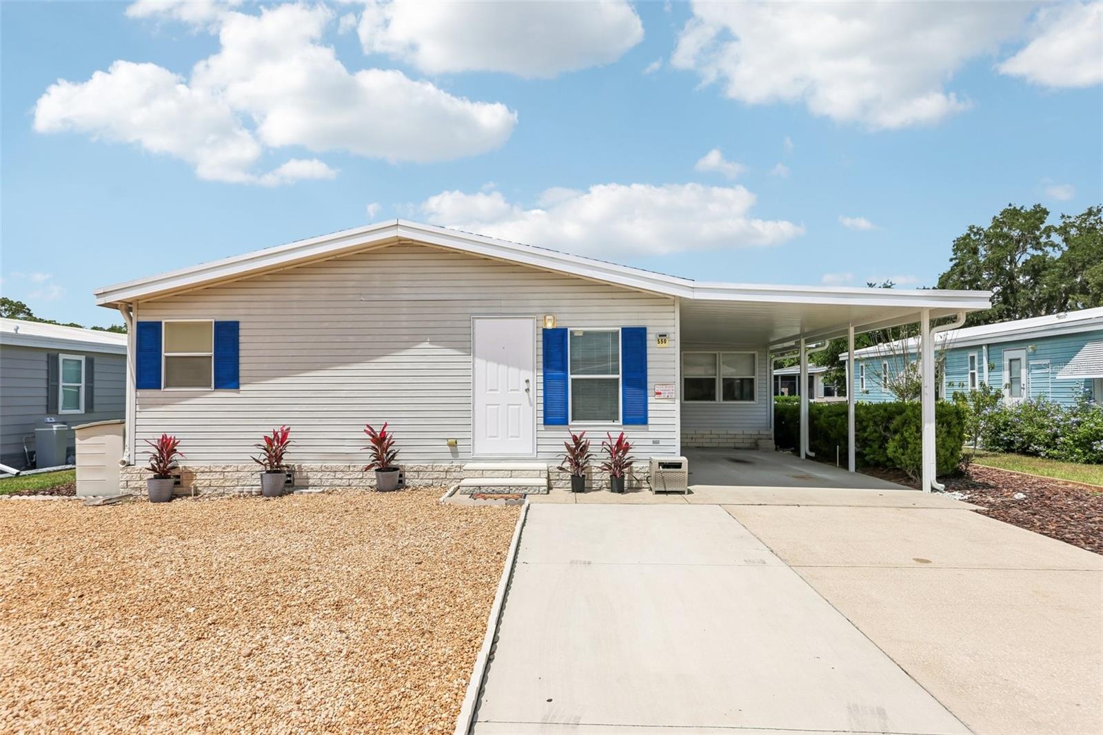 TAVARES FOX RUN MOBILE HOME - Residential