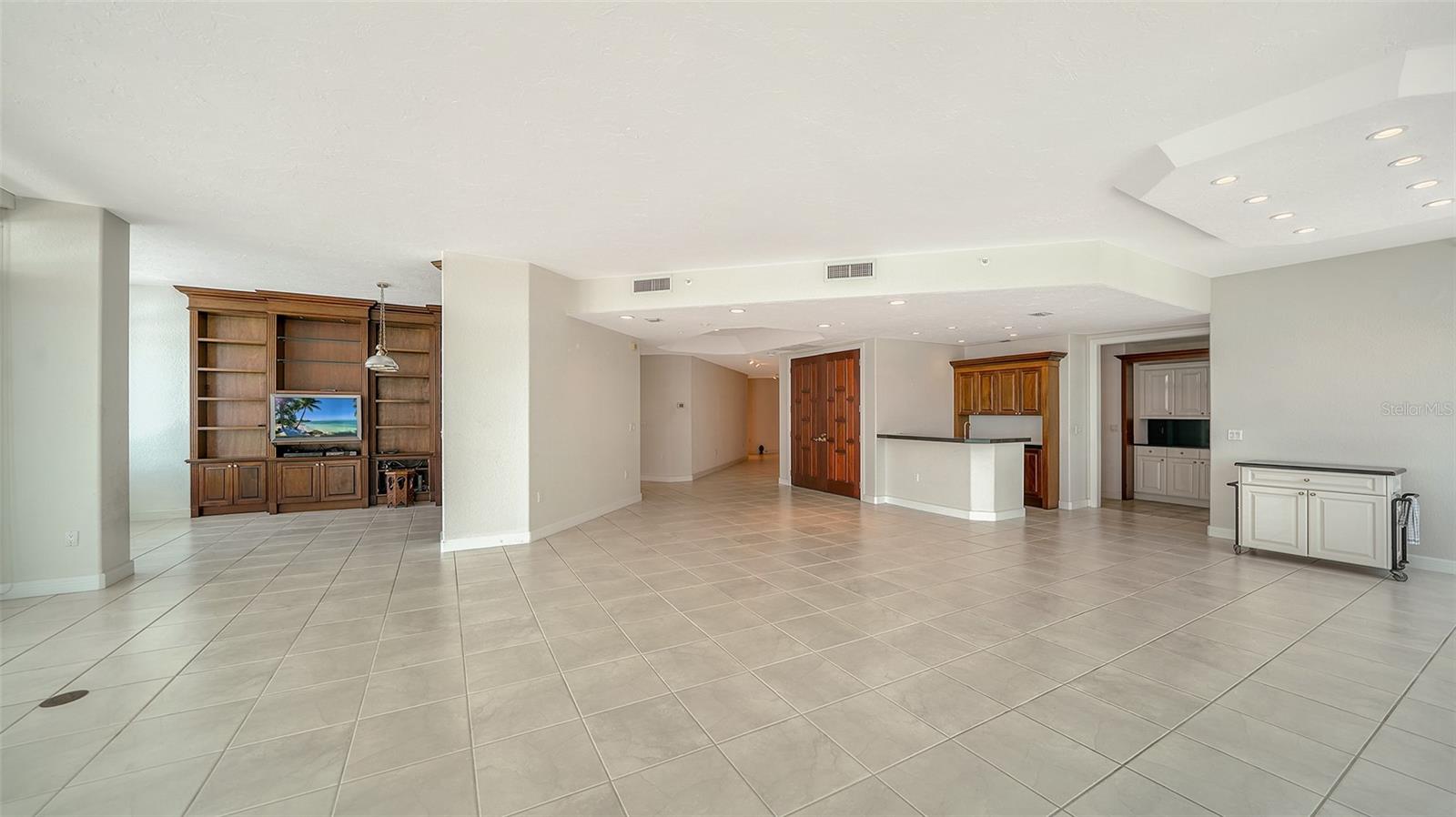 REGENT PLACE PH 2 - Residential