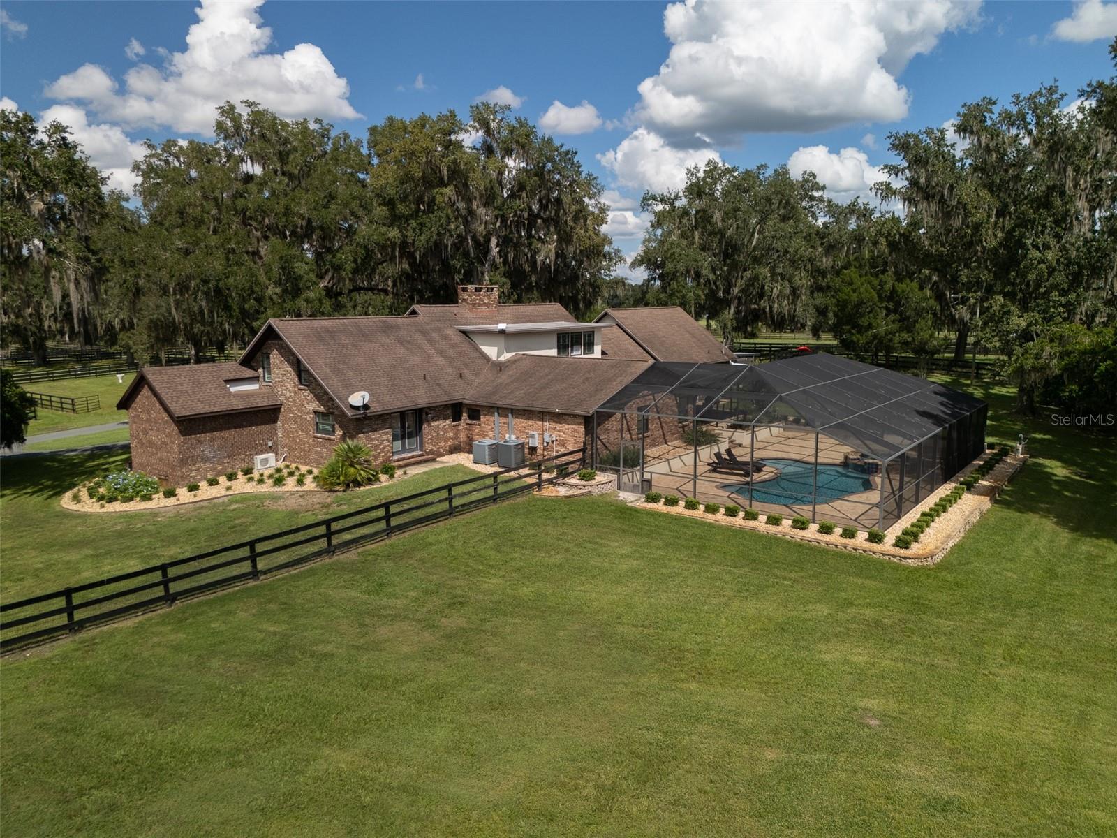 7536 NW 90TH AVENUE