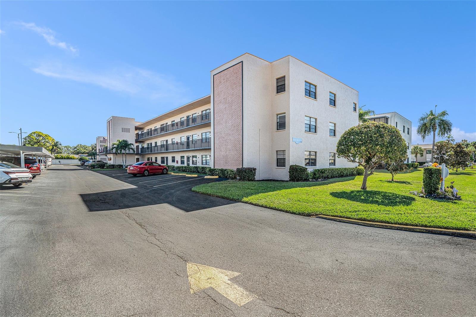 TERRACE PARK OF FIVE TOWNS - Residential