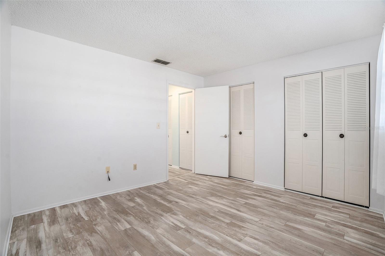 TERRACE PARK OF FIVE TOWNS - Residential