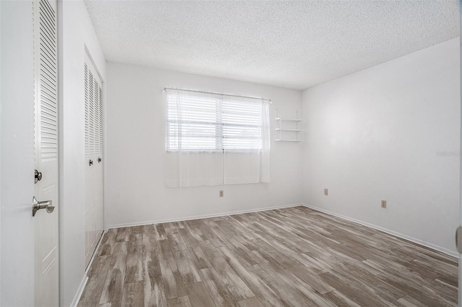 TERRACE PARK OF FIVE TOWNS - Residential