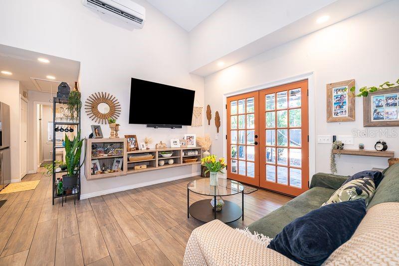 S L & I C - Residential