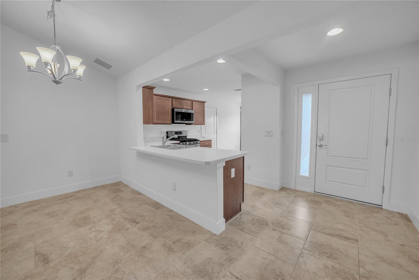 VILLAGES/SOUTHERN OAKS UN 28 - Residential