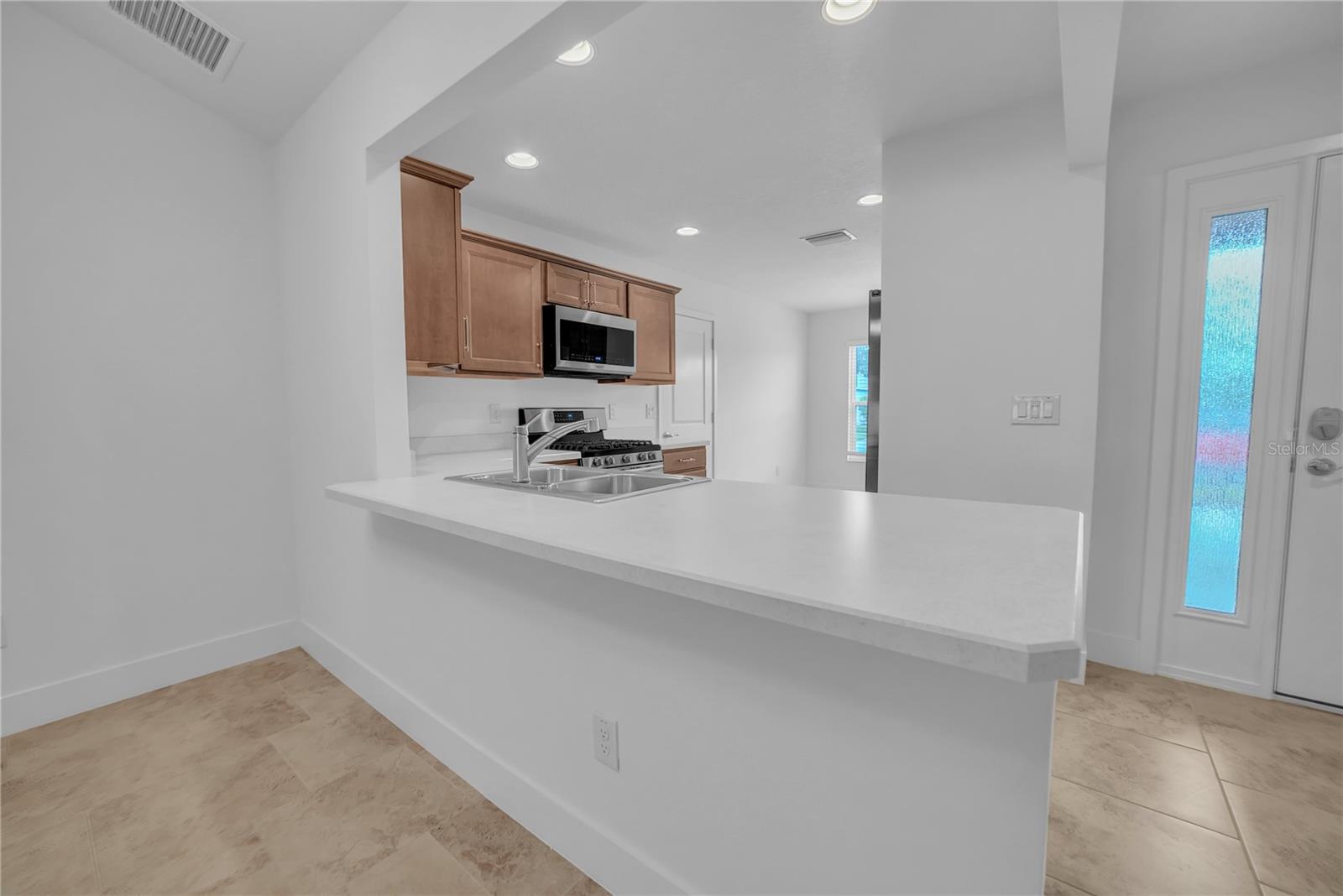 VILLAGES/SOUTHERN OAKS UN 28 - Residential